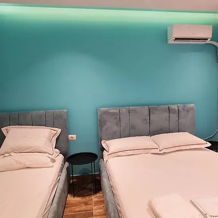 Teal Durres